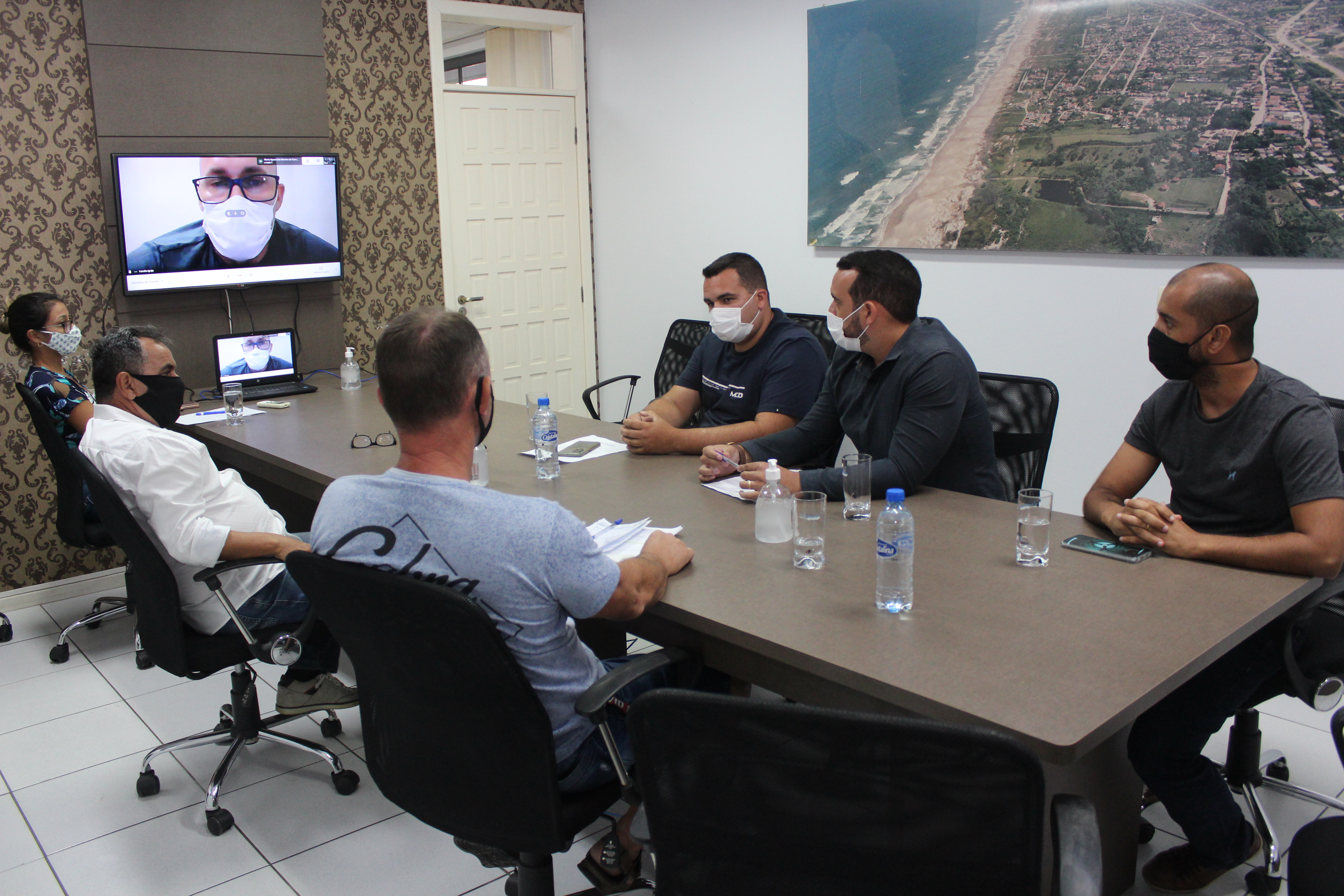 Membros da CET discutem com o Presidente do Conselho Municipal da Educação o Retorno das Aulas Presenciais